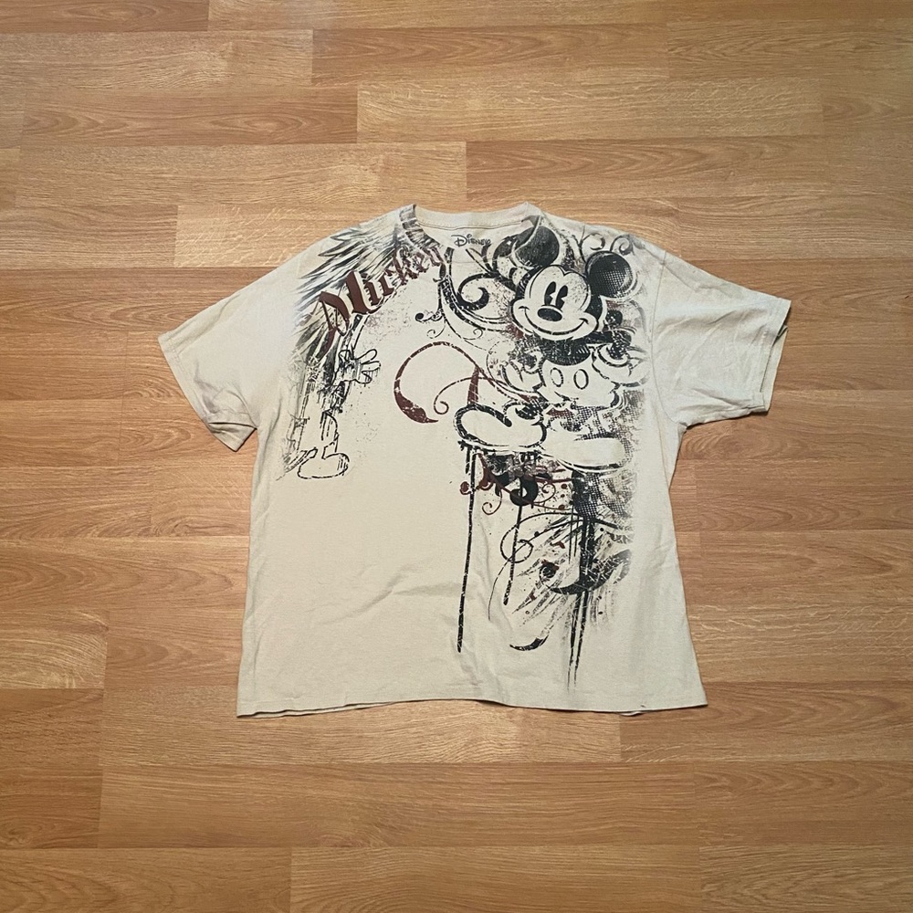 Sick y2k Disney shirt